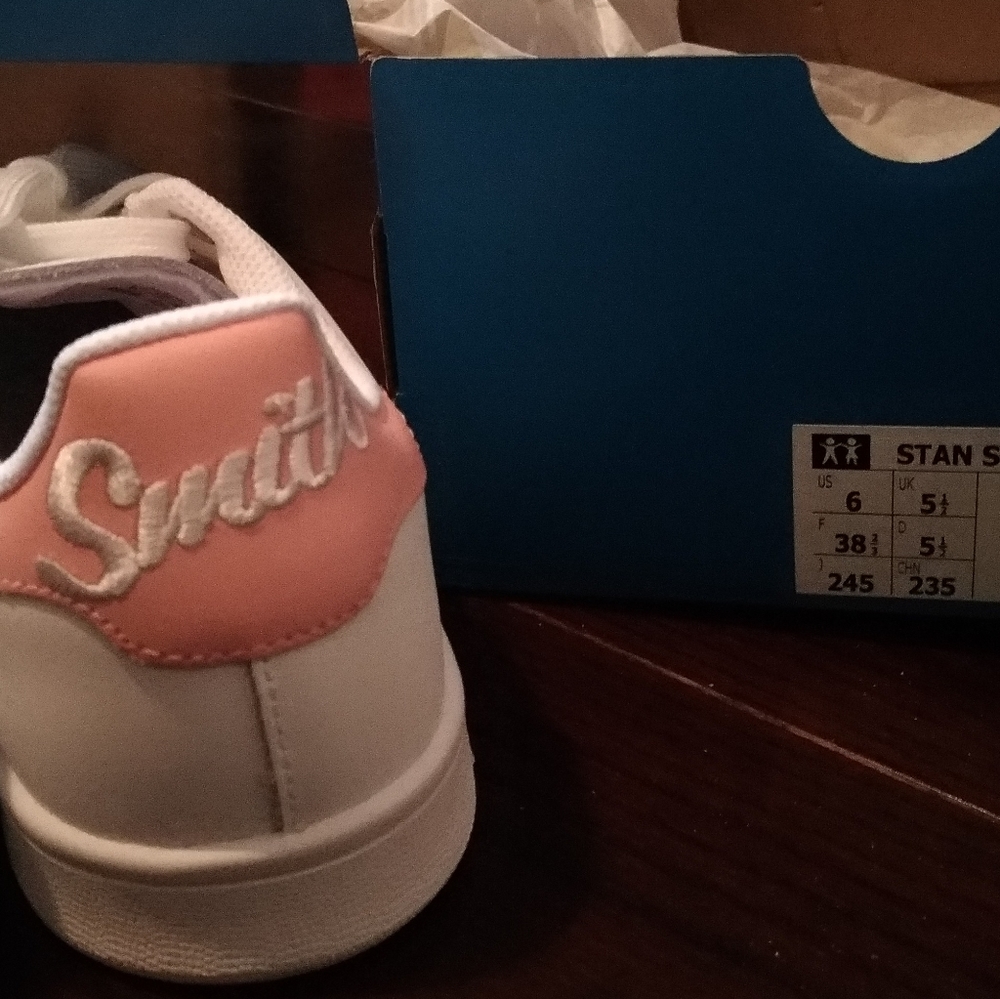 BNIB Stan Smith Script US6 - Picture 12 of 12